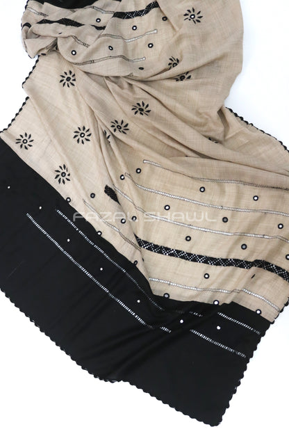 HANDWOVEN TARKASHI SHAWL