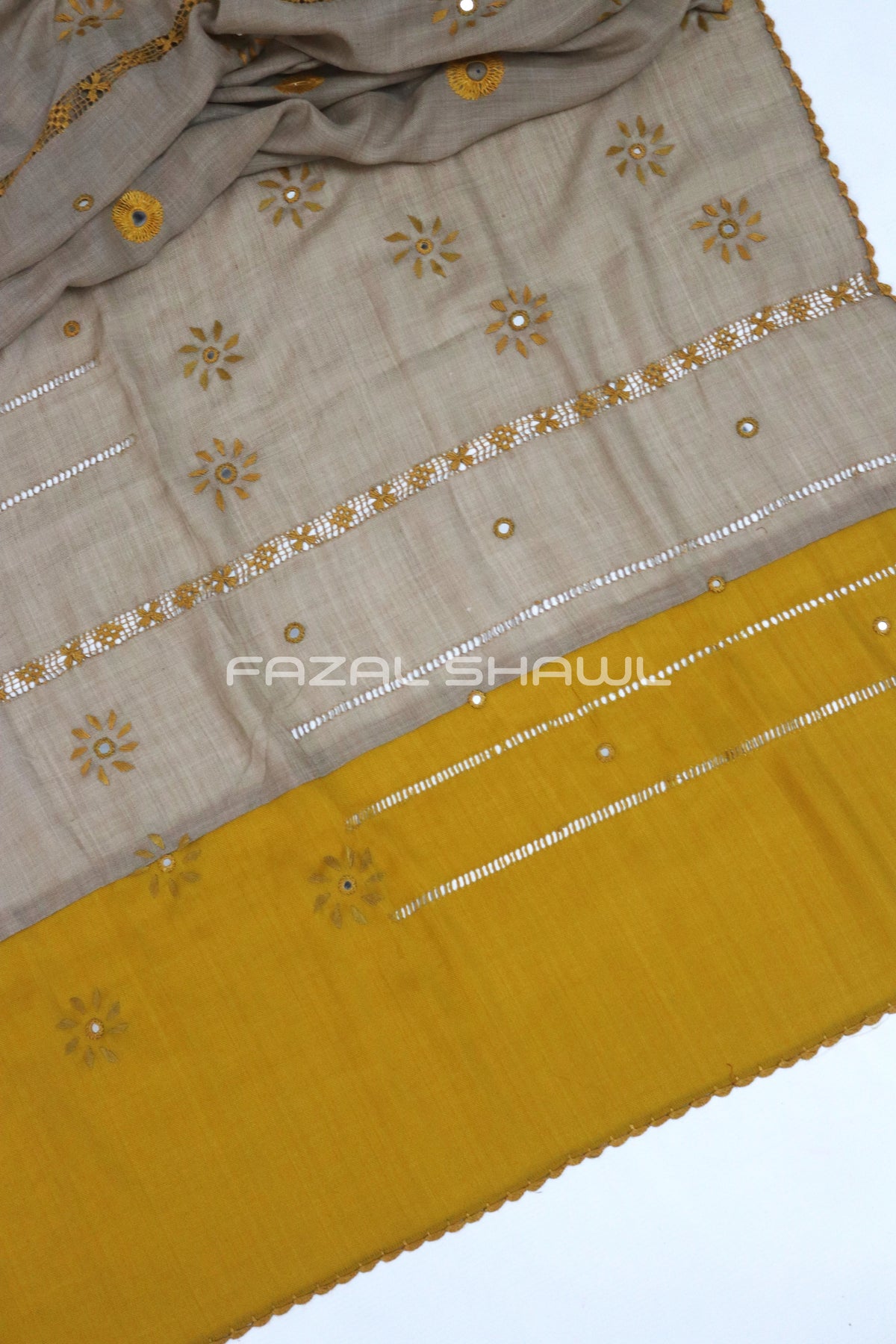 HANDWOVEN TARKASHI SHAWL