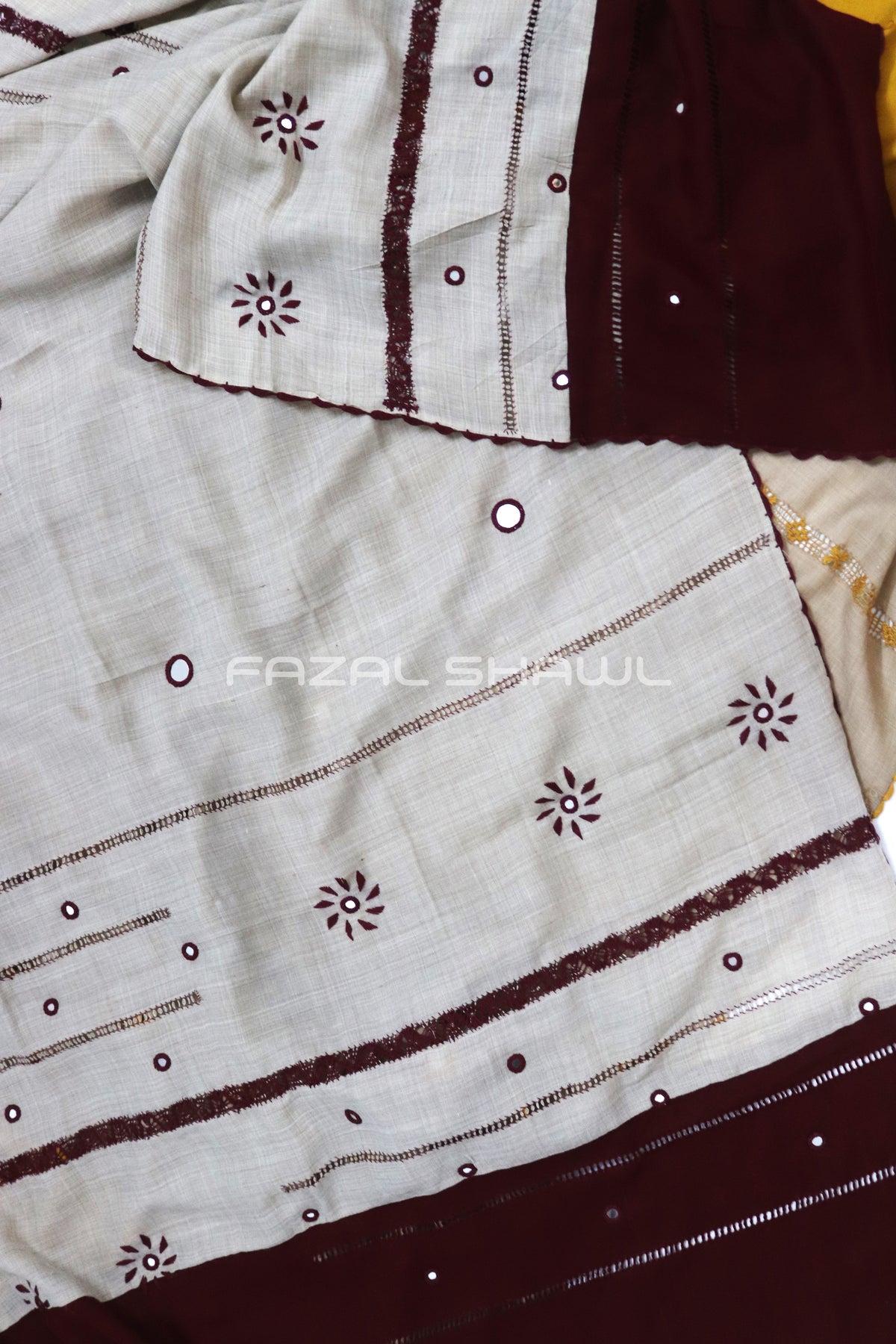 HANDWOVEN TARKASHI SHAWL